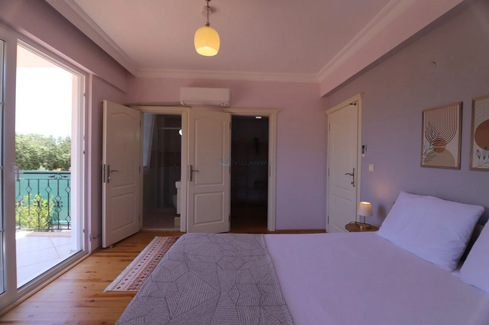 Villa Heyday