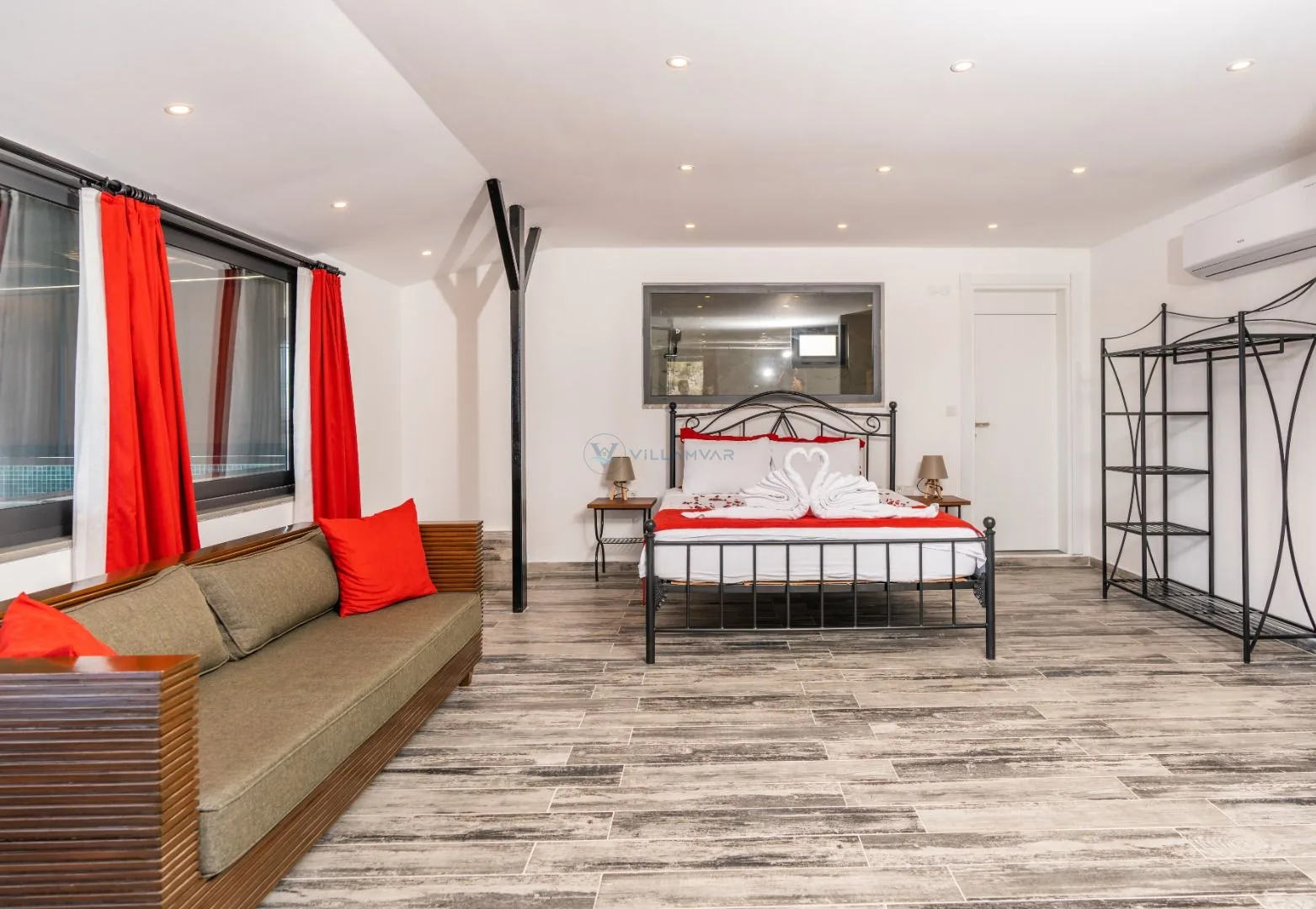 Orion House Sezonu