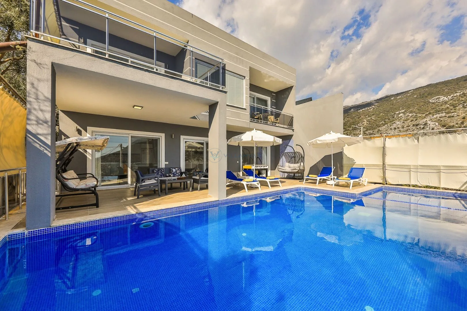 Villa Best