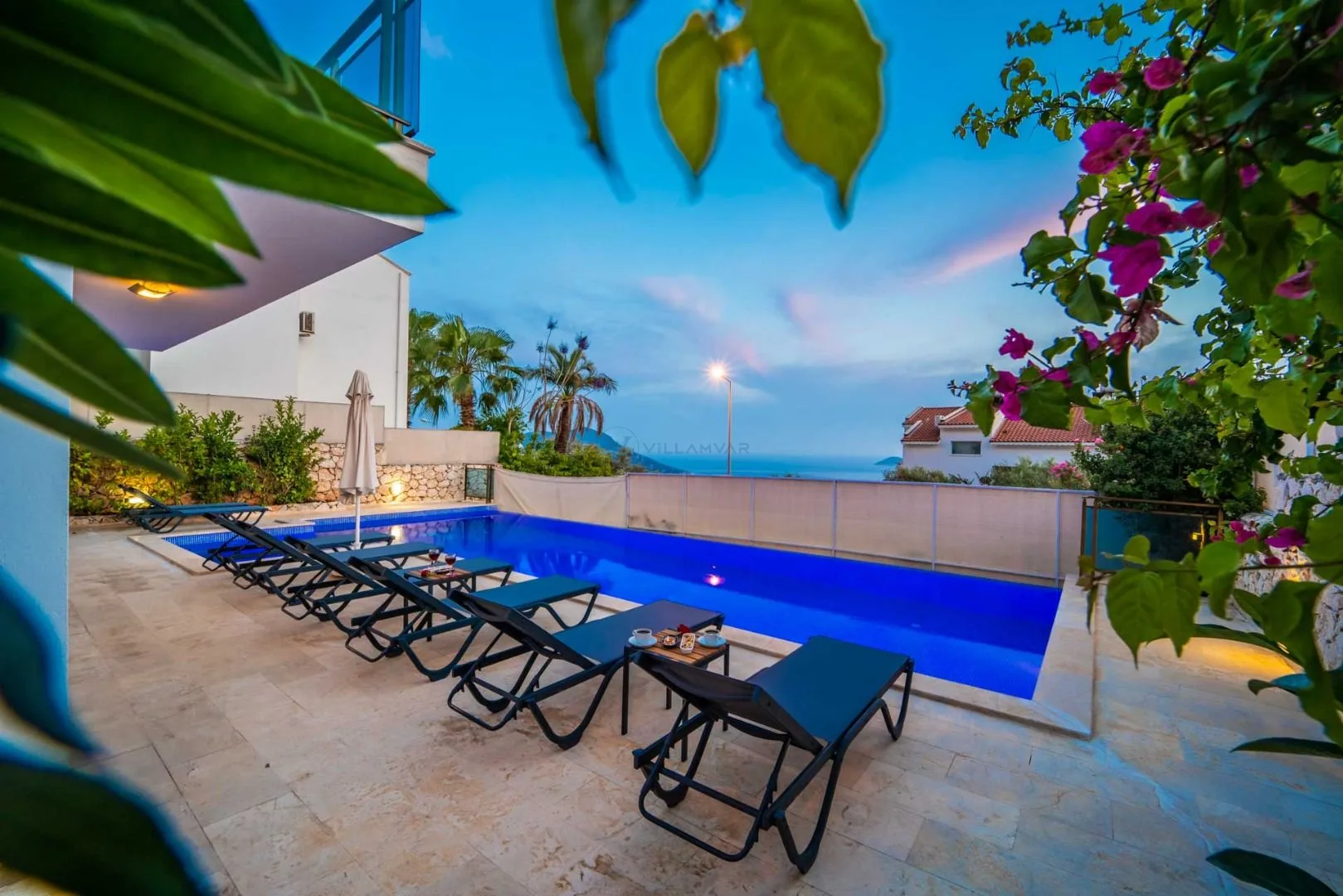 Villa Trios