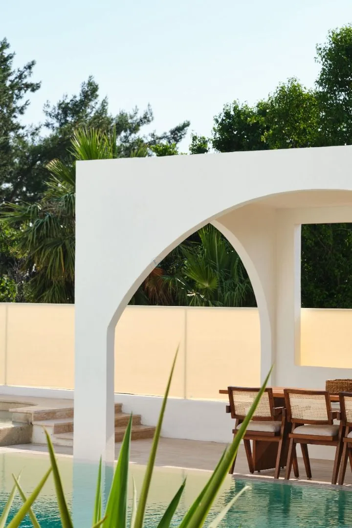 Villa Neonix