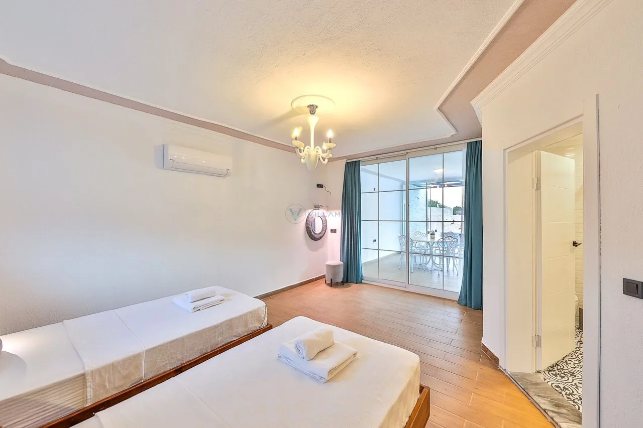 Villa Olive Garden