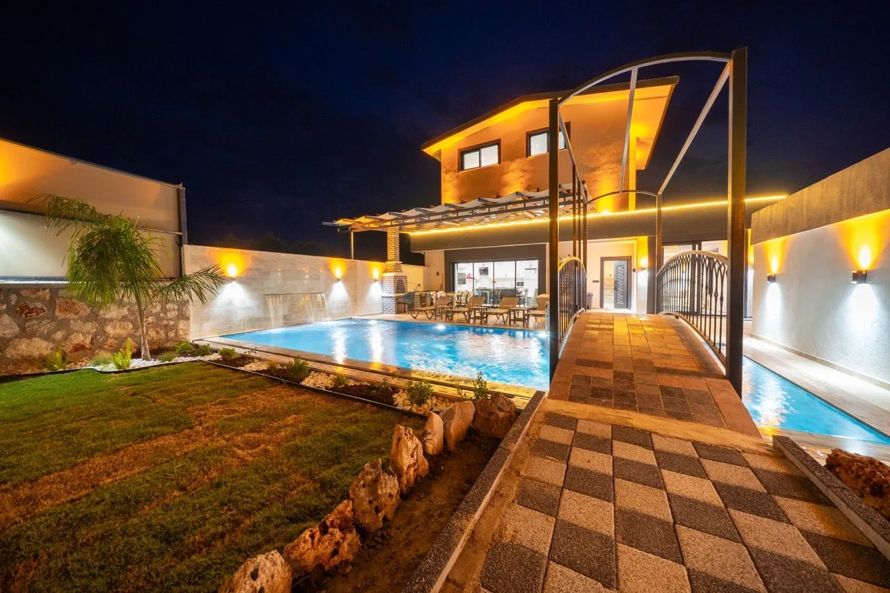 Villa Genesis 2