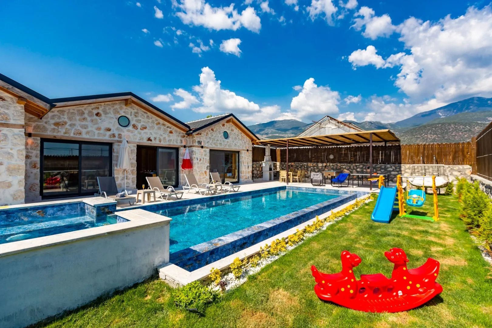 Villa Karatepe1