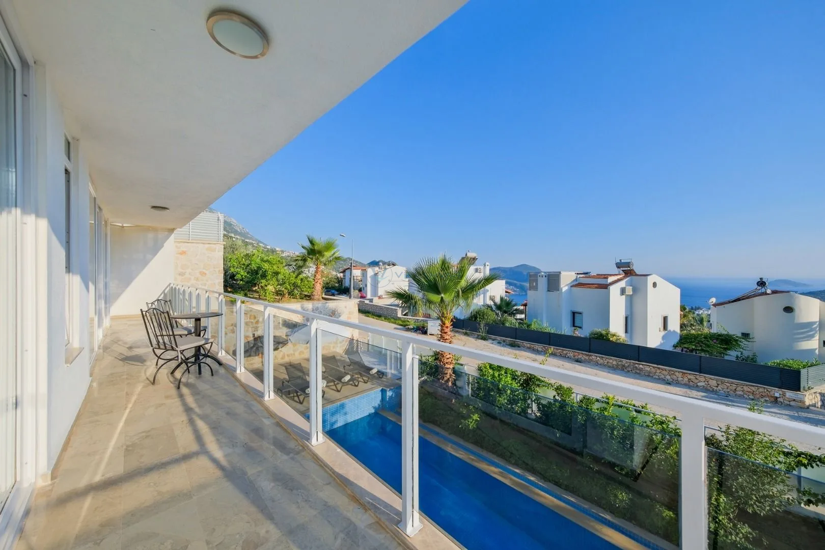 Villa Lumi 1