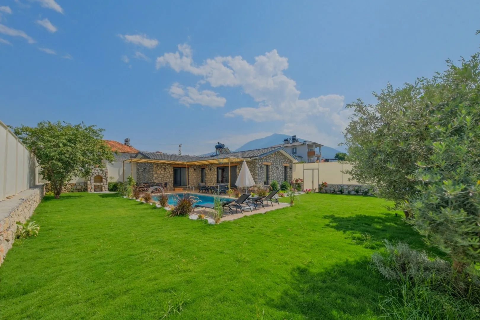 Villa İris
