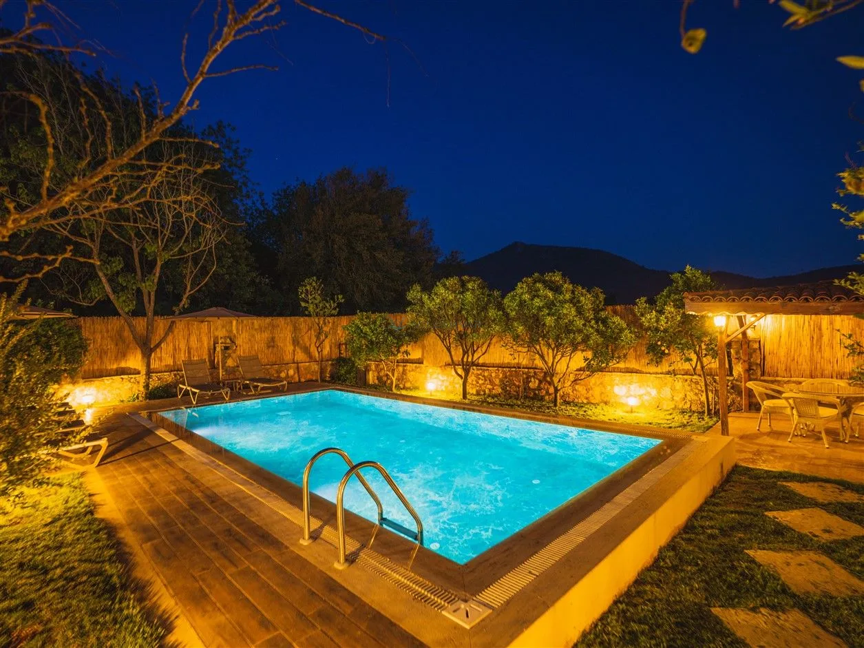 Villa Rock Home