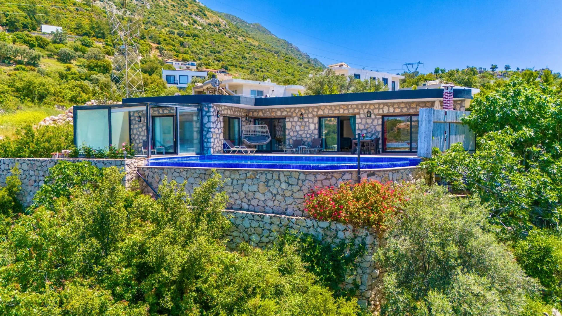 Villa Tropik