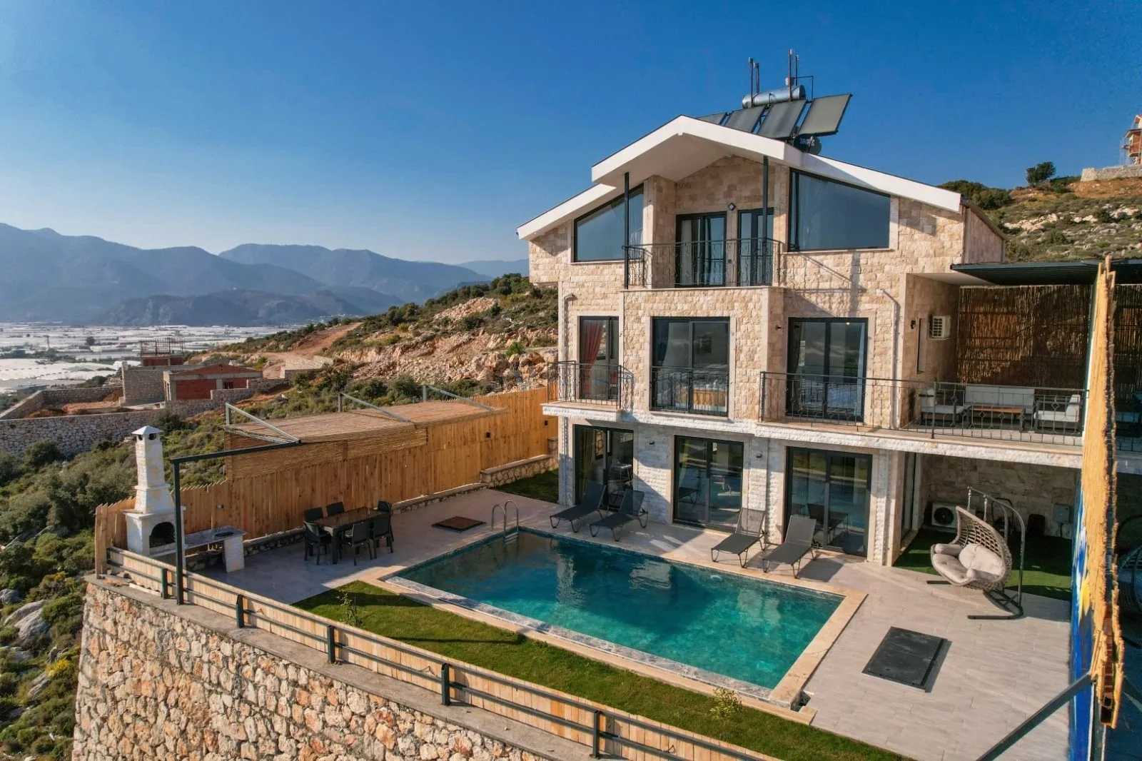 Villa Legendary 2