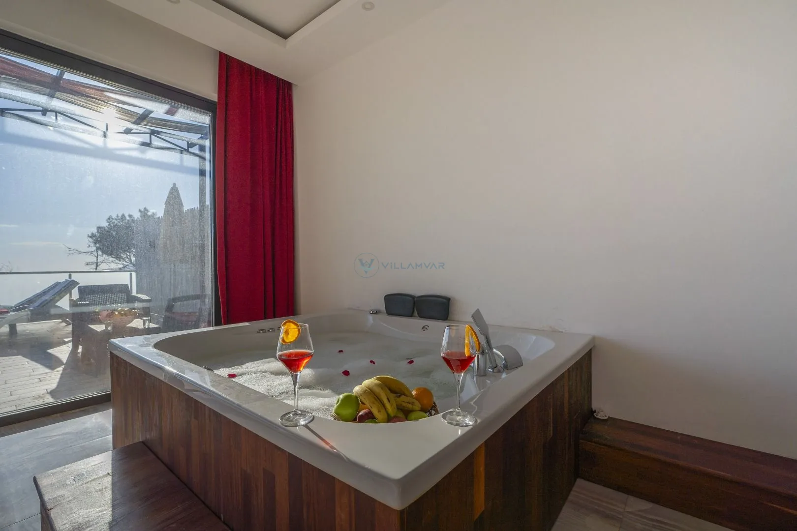VR Villa Nesta