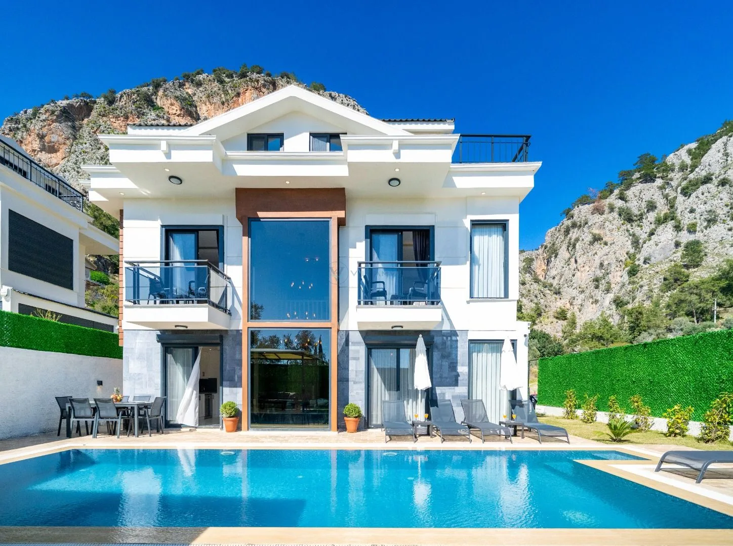 Villa Astelya