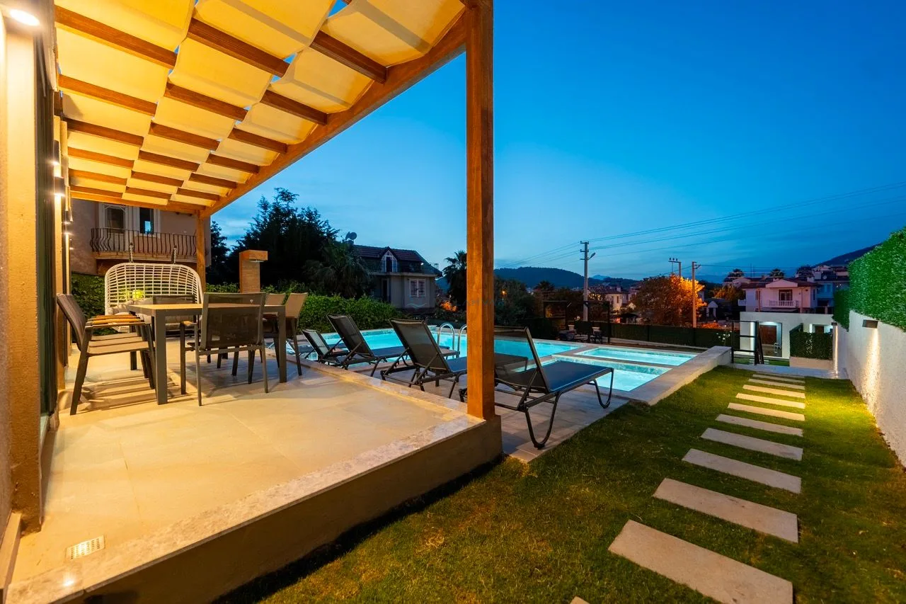 Villa Ay Luxe