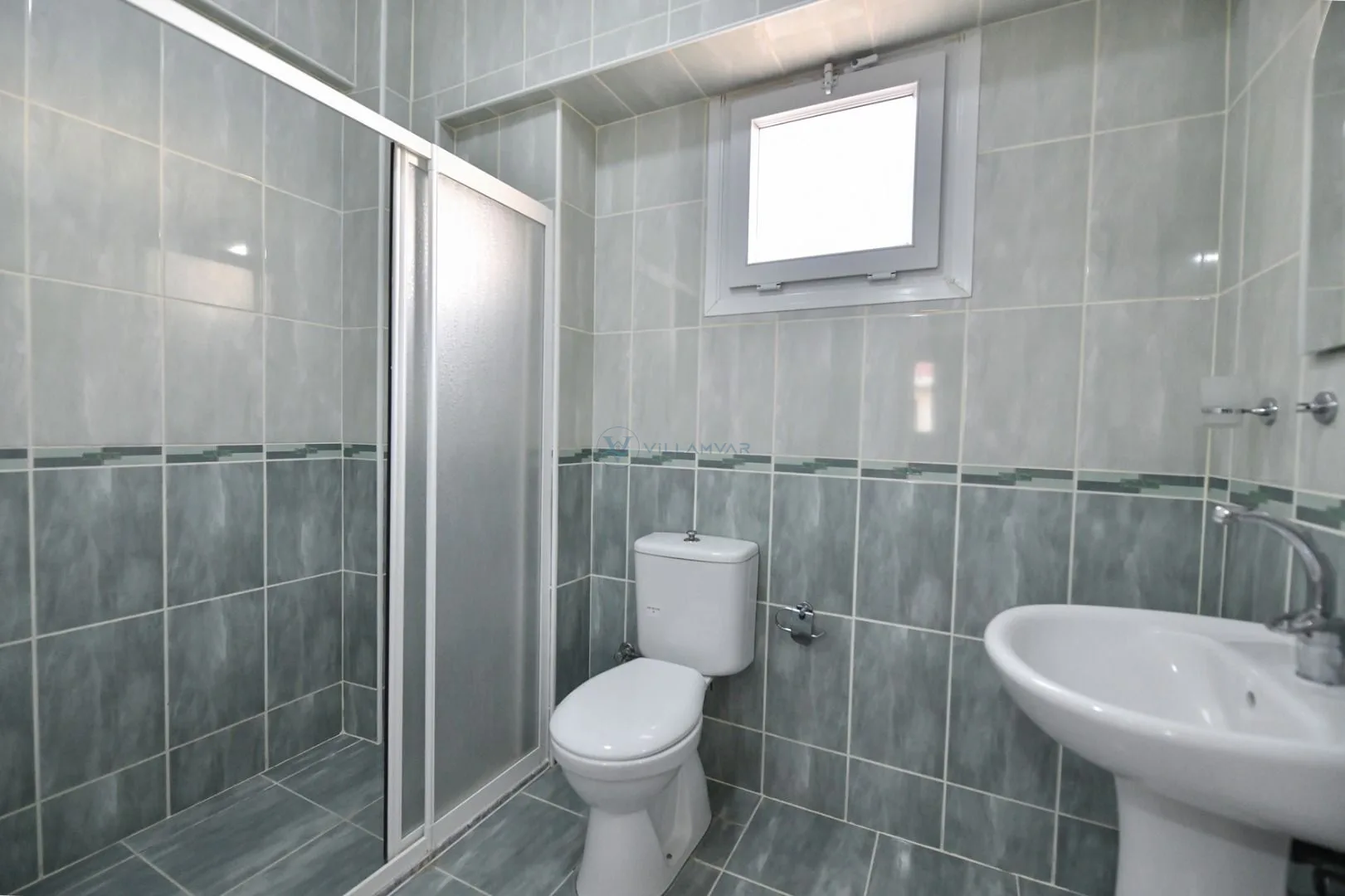 Villa Almond