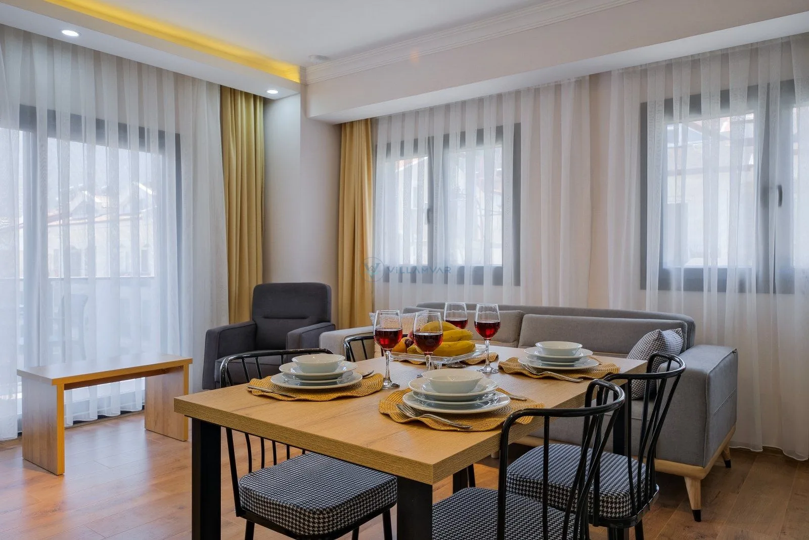 Light Suite Apart 5