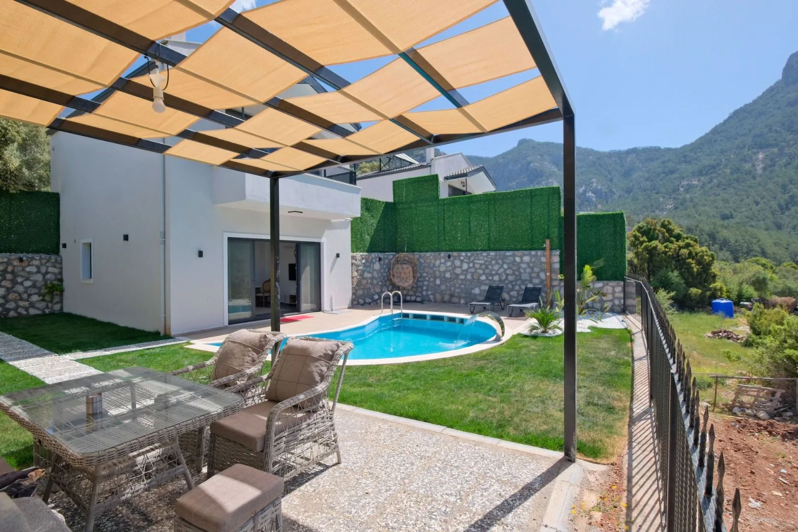Villa Kulfi