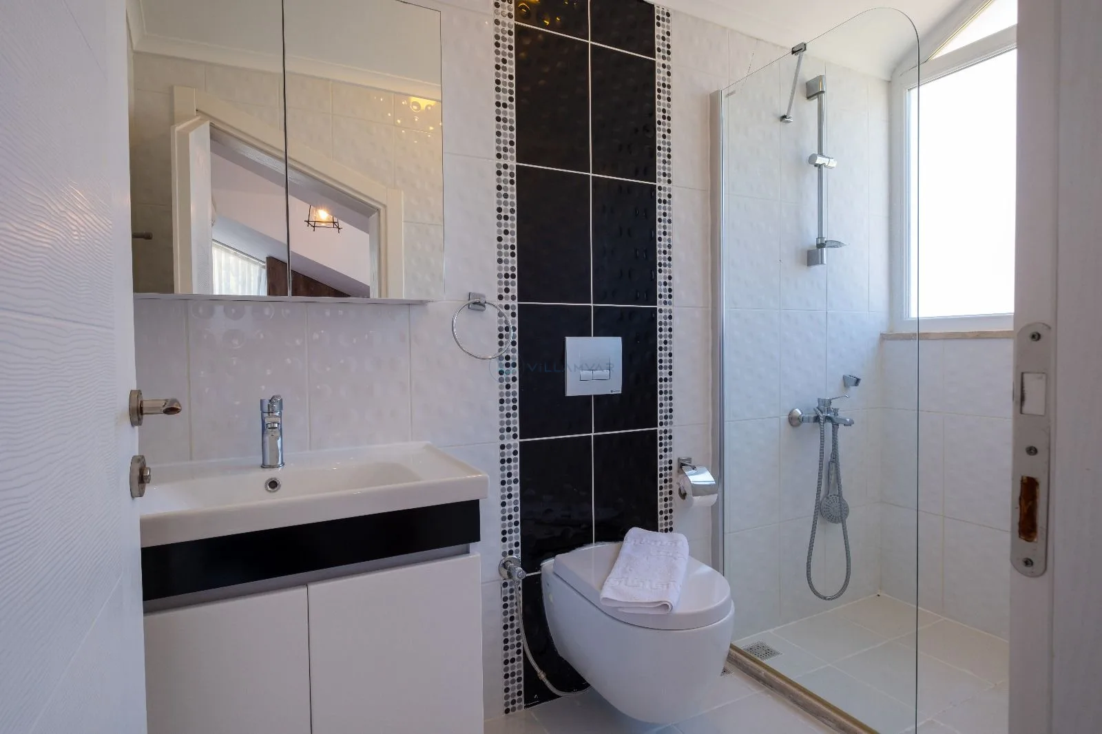 Villa Silver Orkide