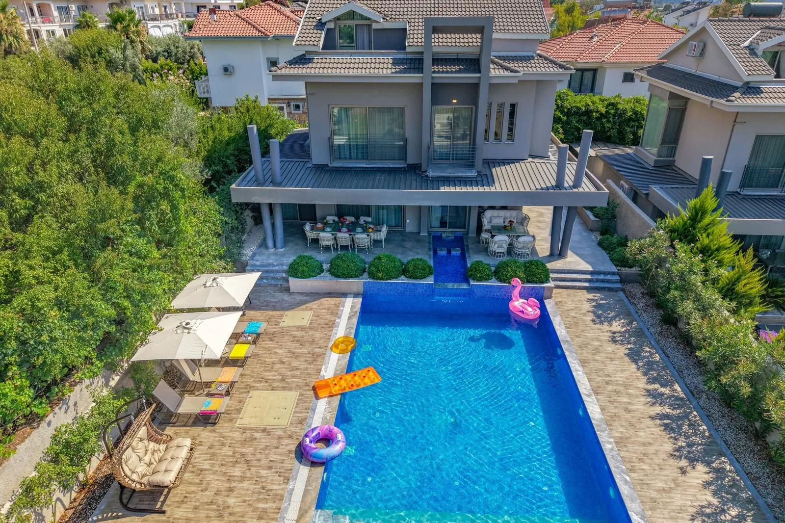 Villa Shevkenkon