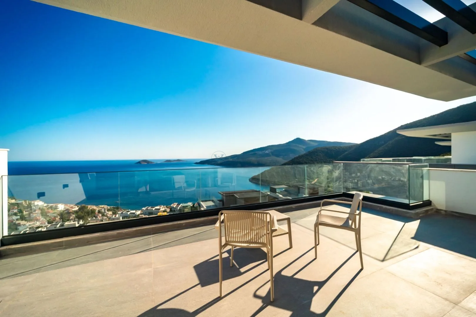 Villa Aura D