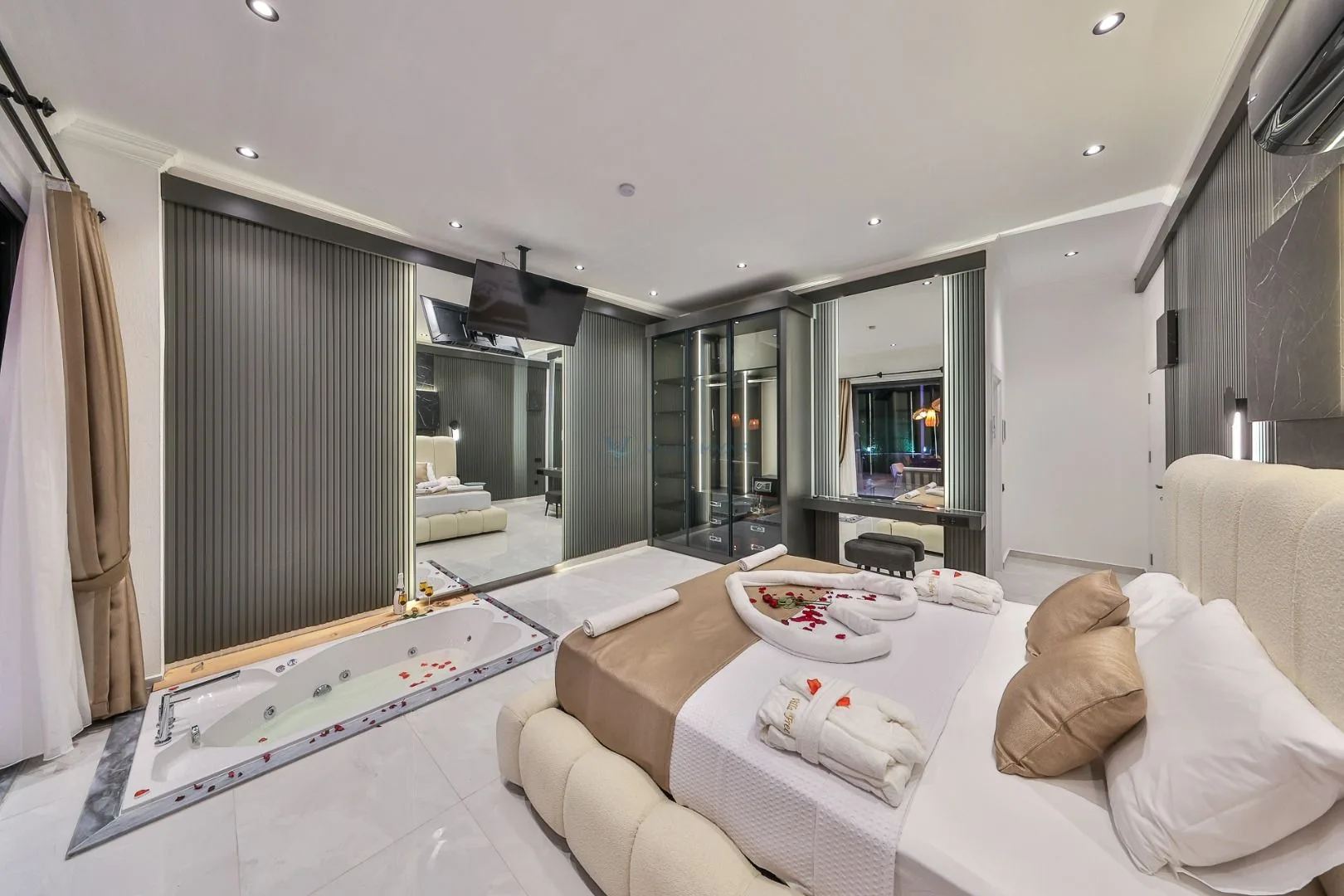Villa Free