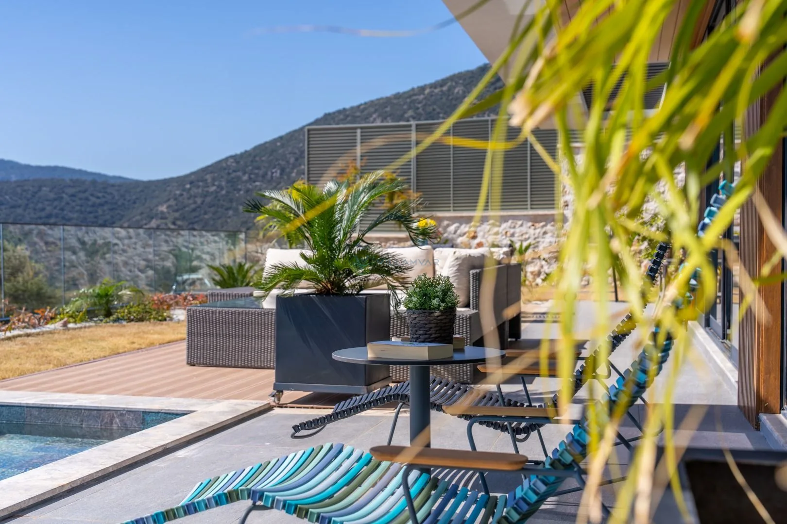Safran Rental Kalamar