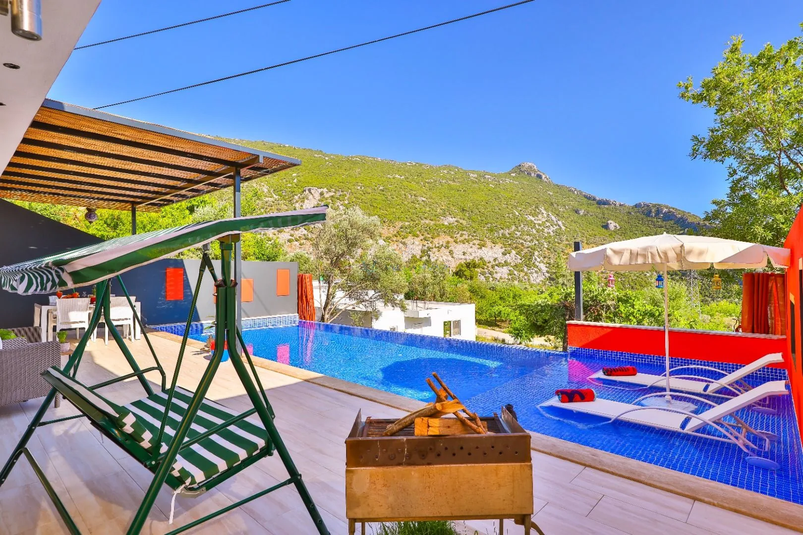Villa Elif Narçiçeği