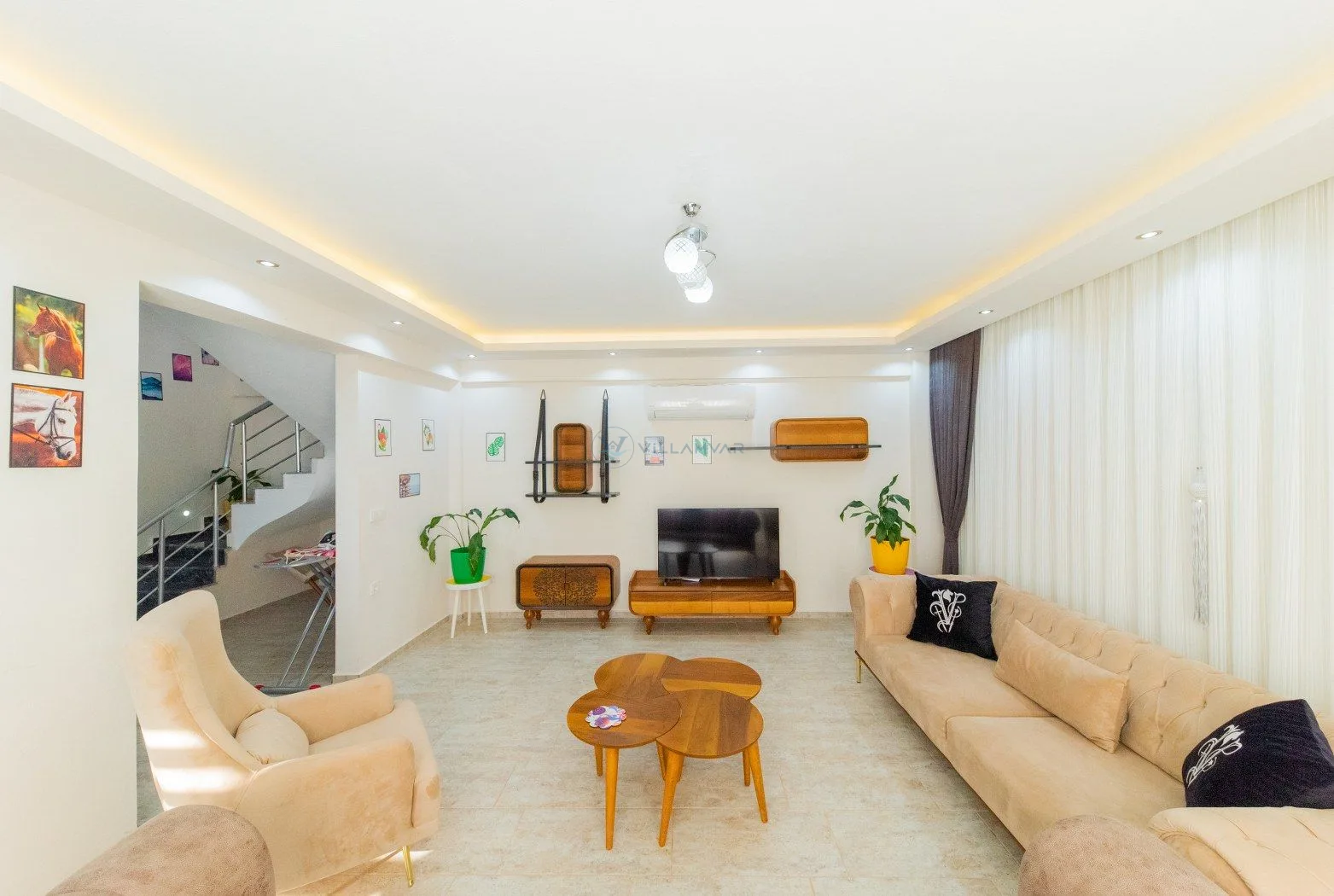 Villa Adelina 2