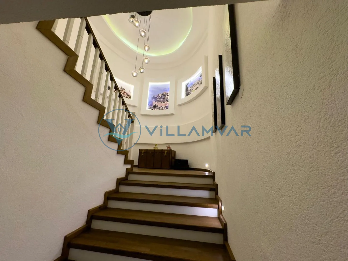 Villa Calyptus