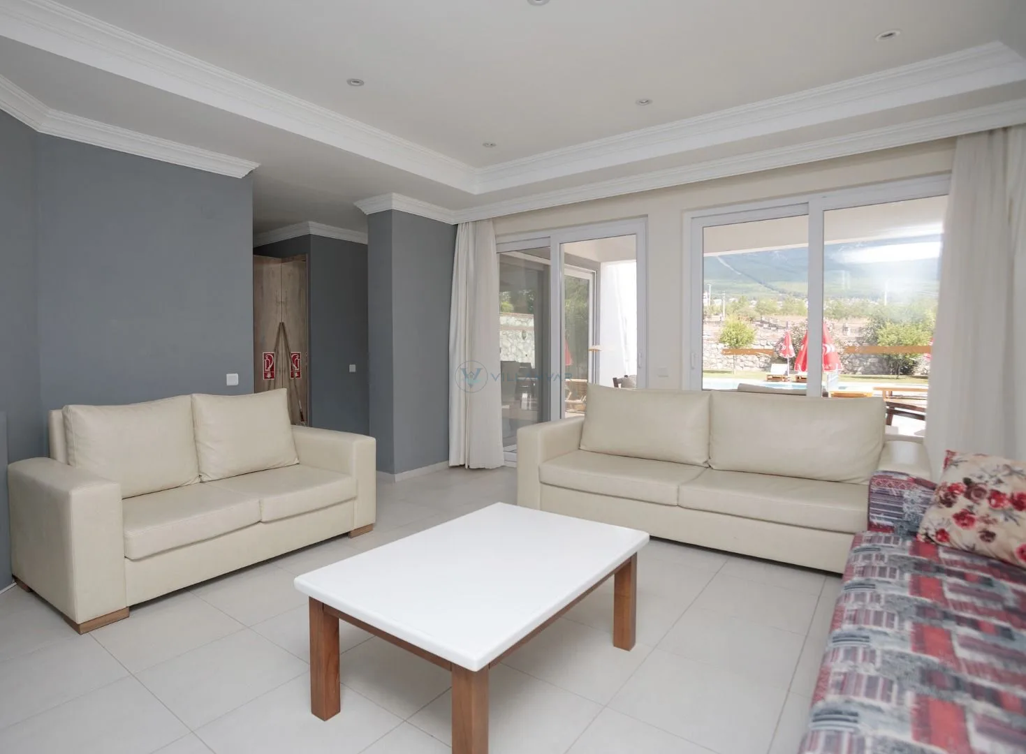 Villa Dera 2