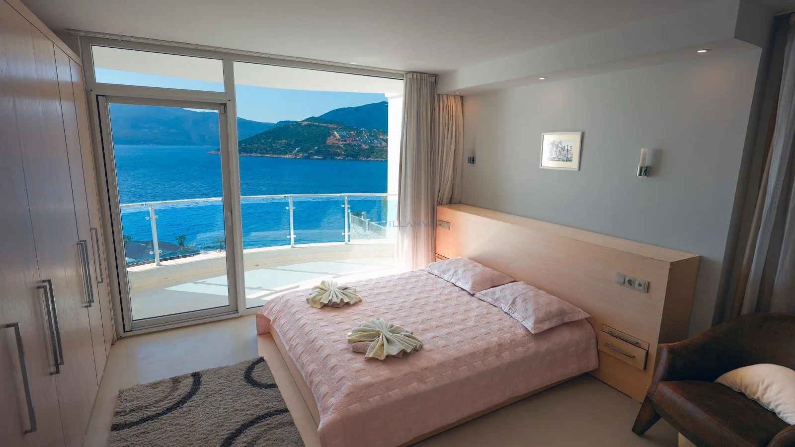 Villa Blue Diamond