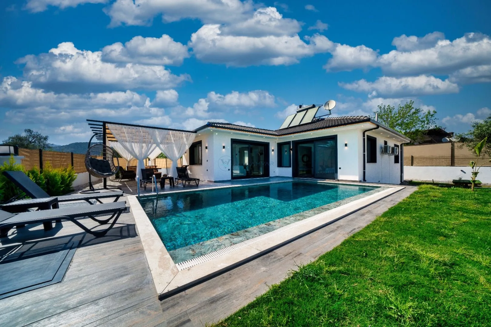 Villa Present