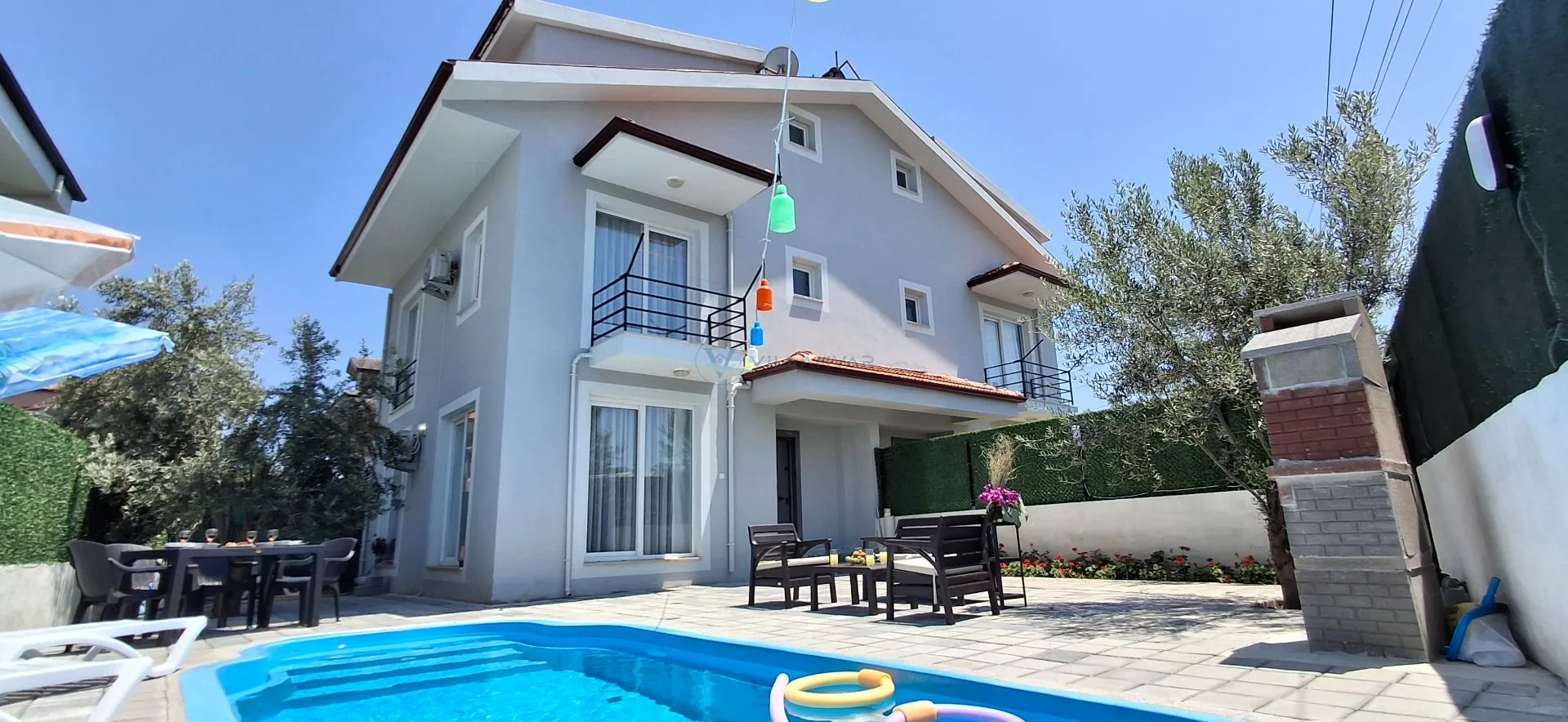 Villa Banora 2
