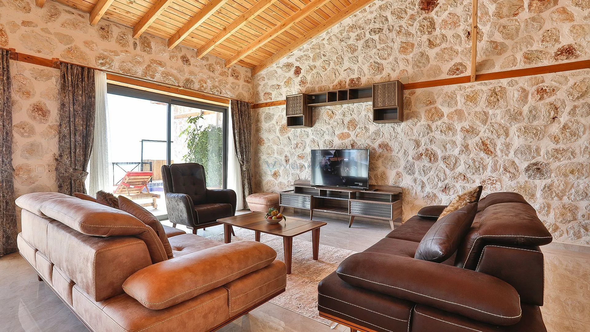 Villa Kum Tanesi