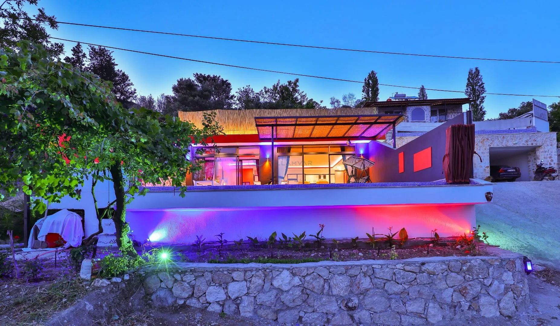 Villa Elif Narçiçeği