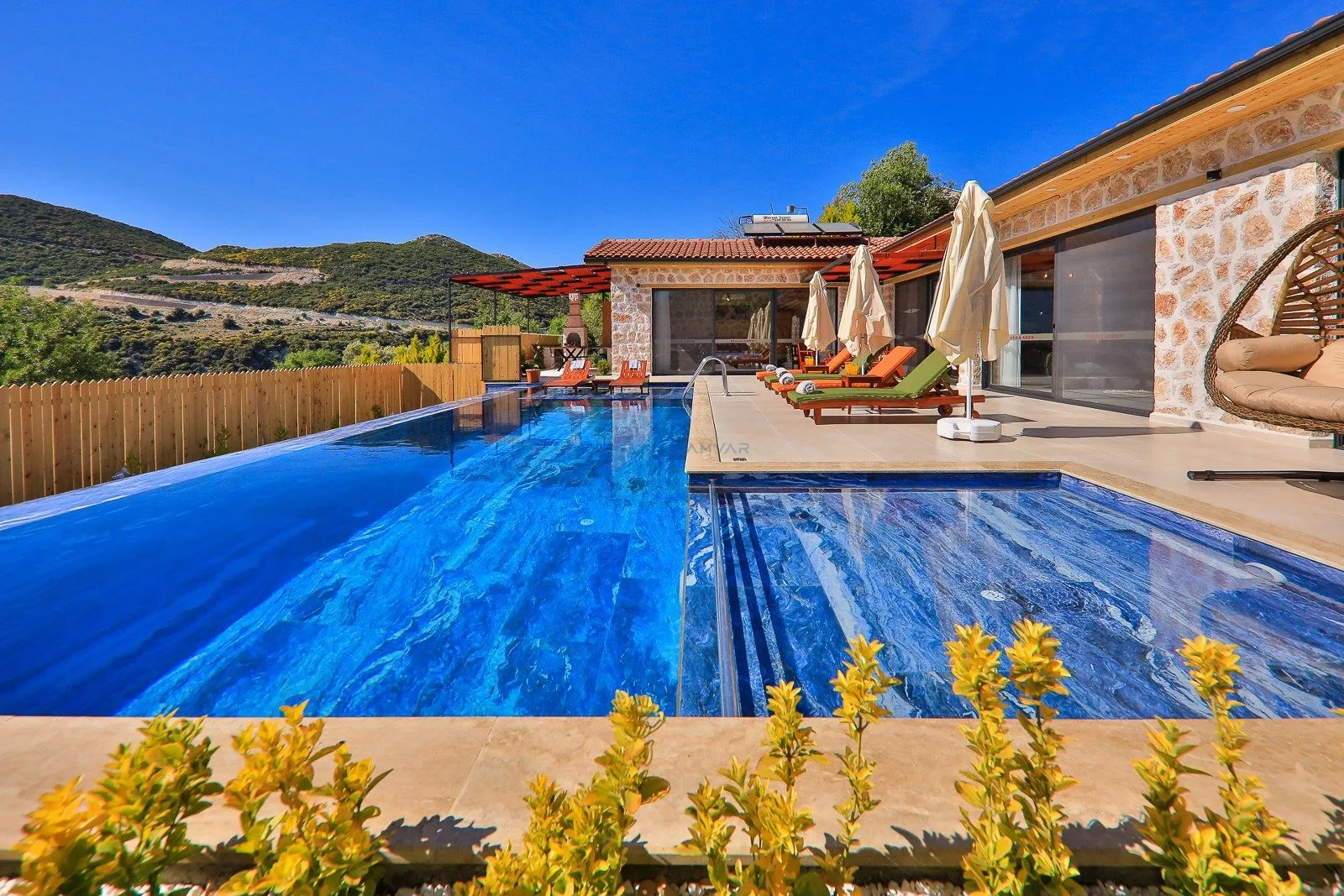 Villa Nidia