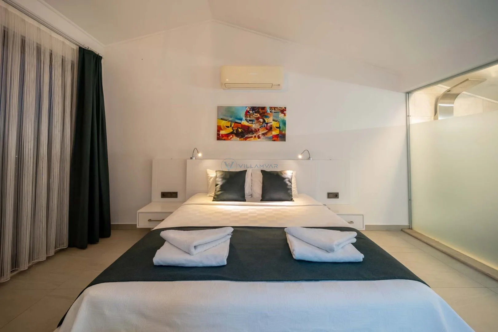 Villa Thera Seis