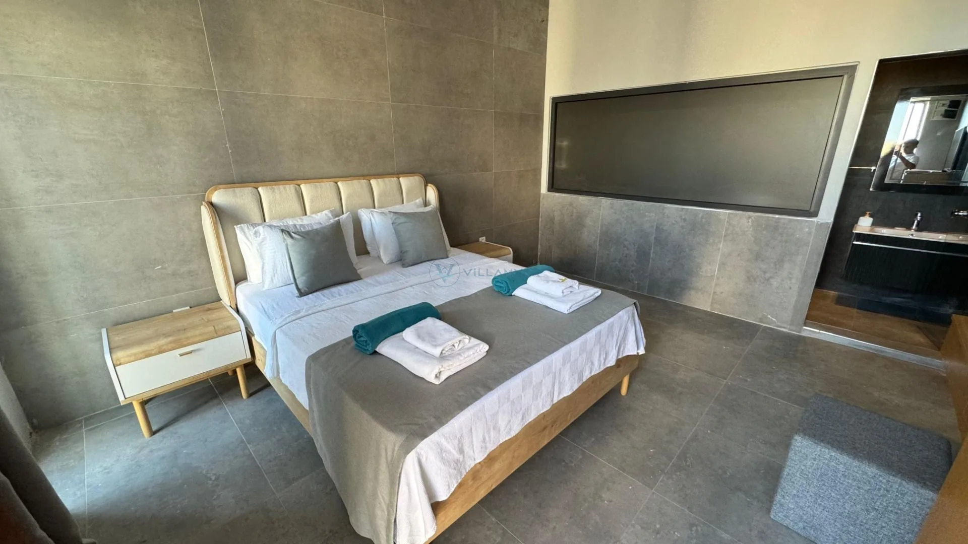 Villa Royal Life