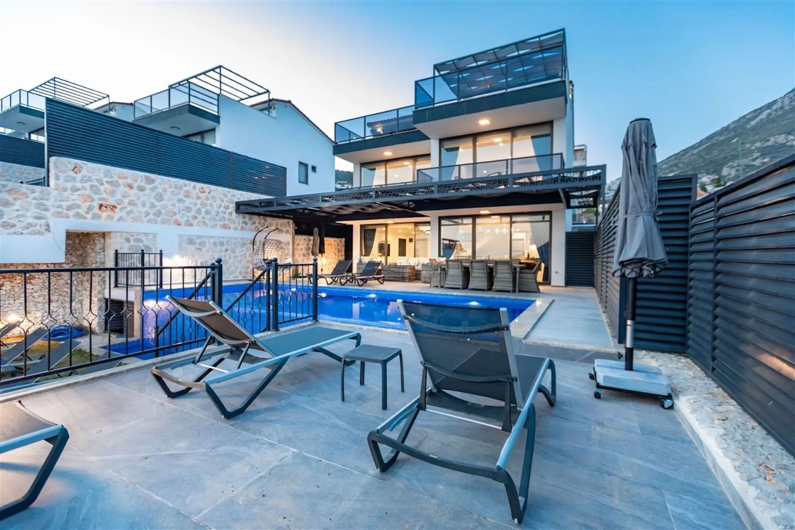 Villa Roa Hills 1