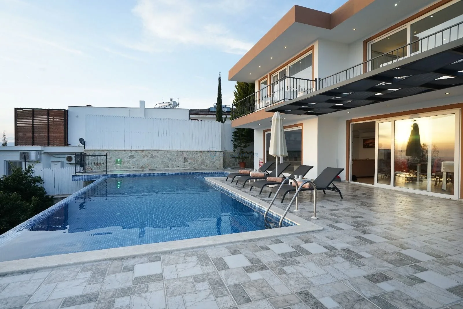 Villa Erdeno Duo