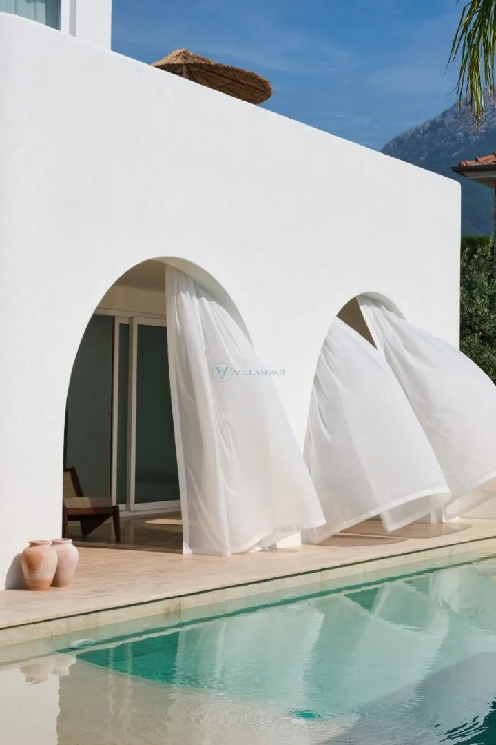 Villa Neonix