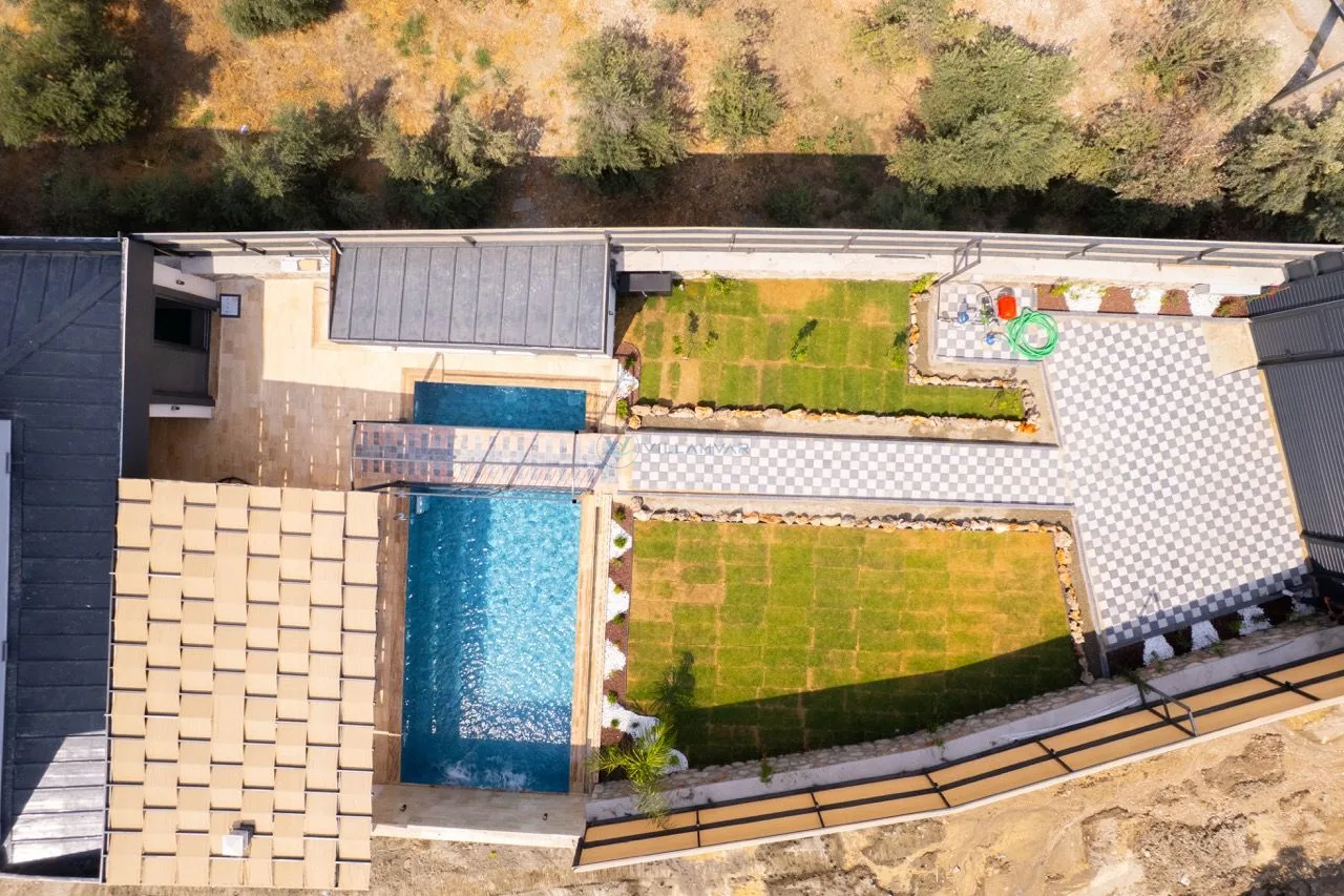 Villa Genesis 2