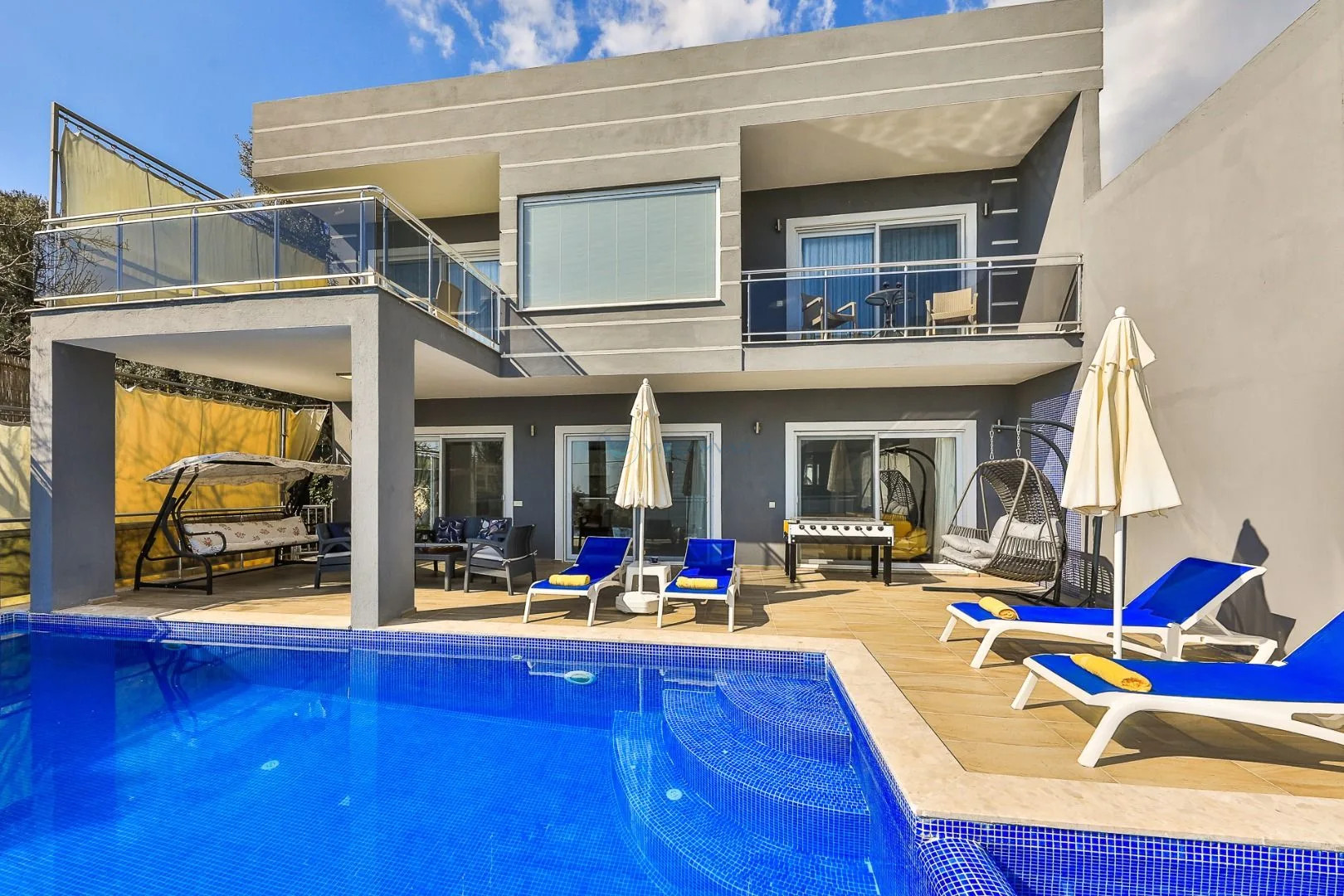 Villa Best