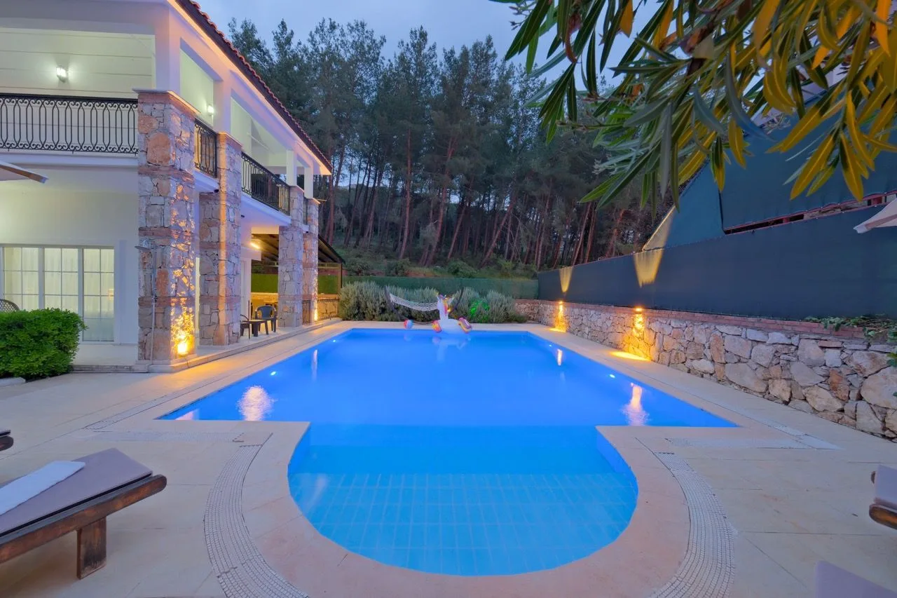 Villa Gün Rengi