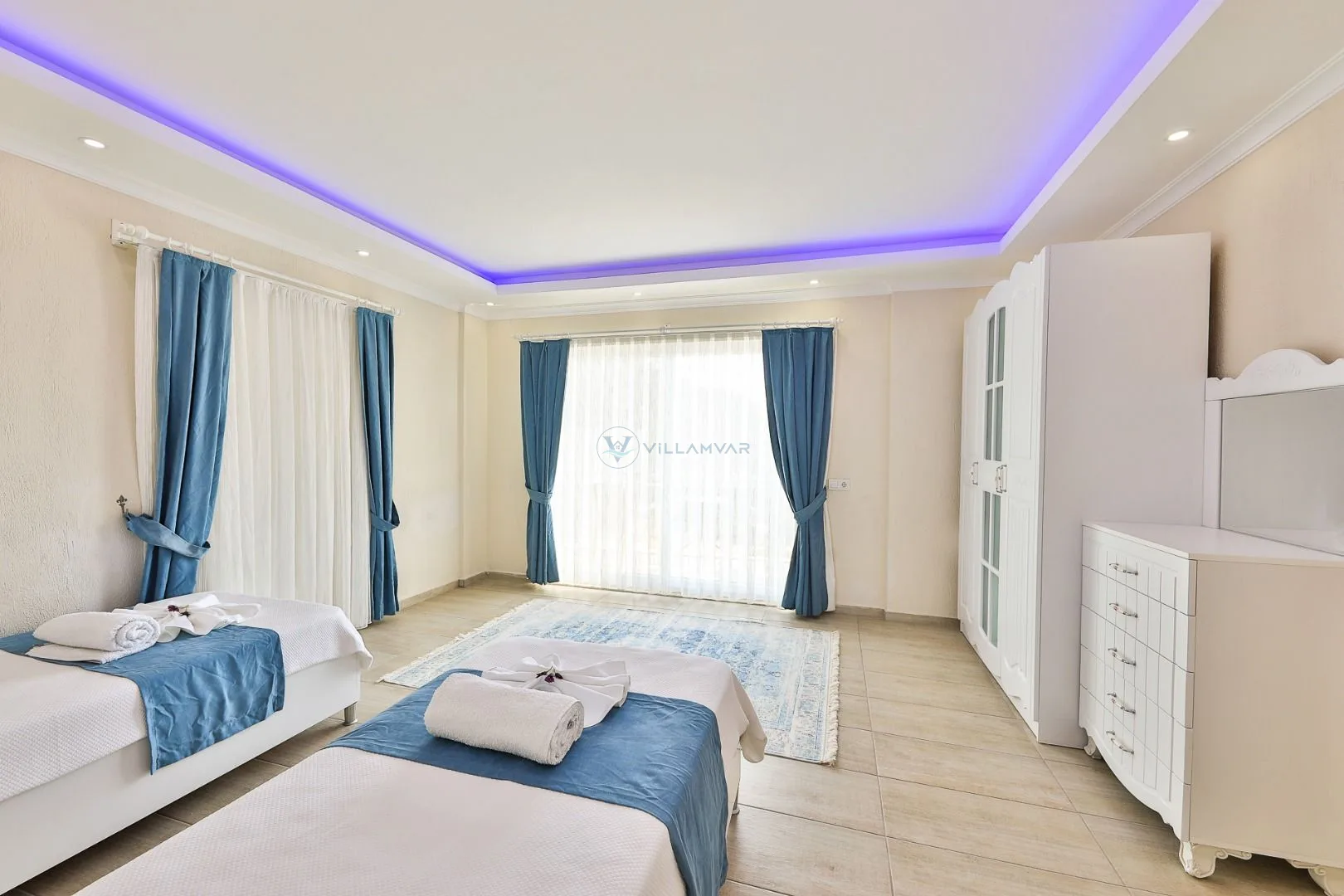 Villa Best