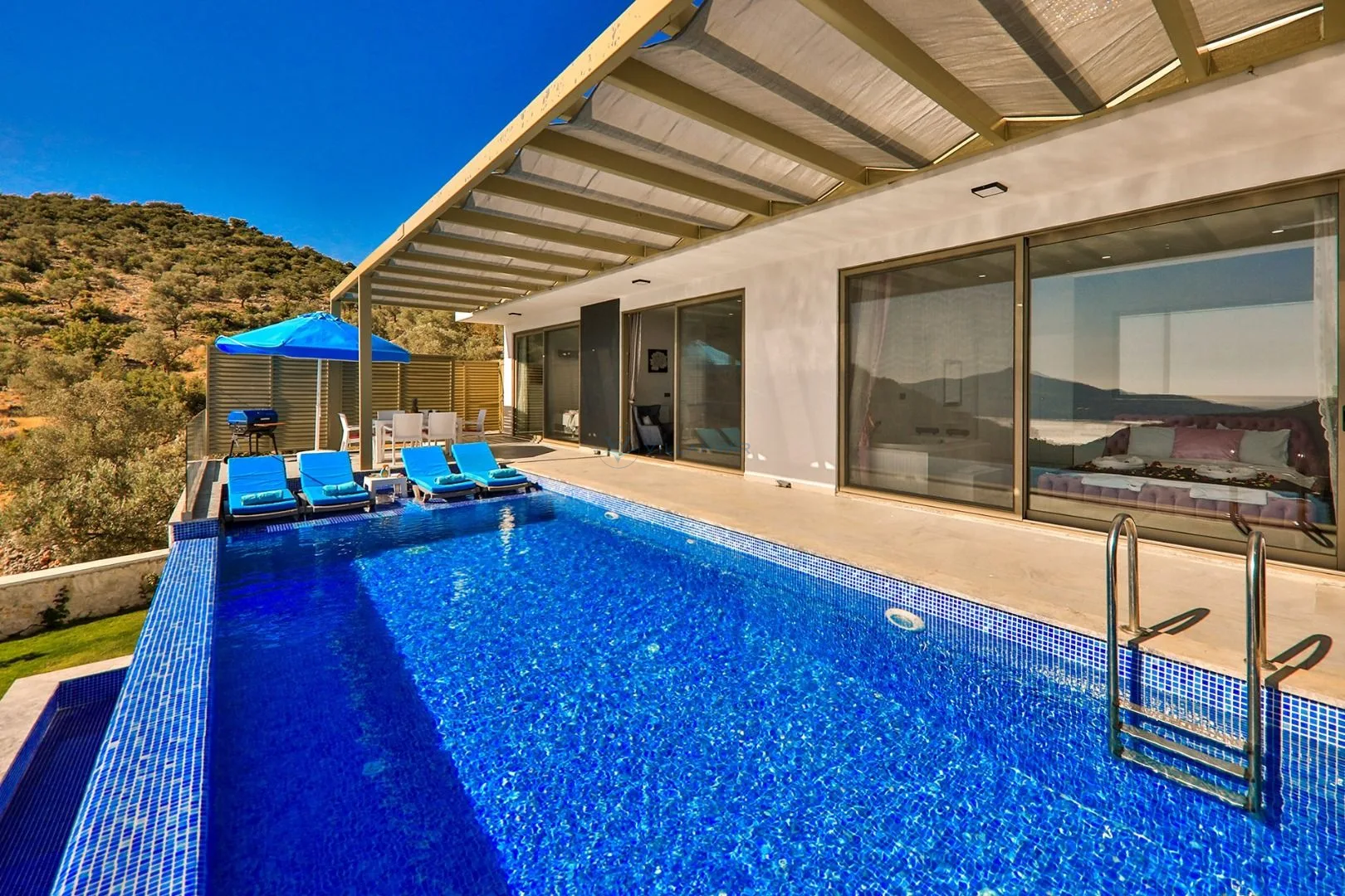 Villa Eles