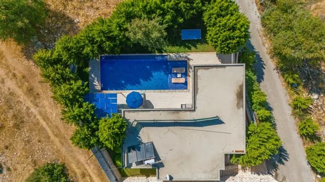 Villa Taha
