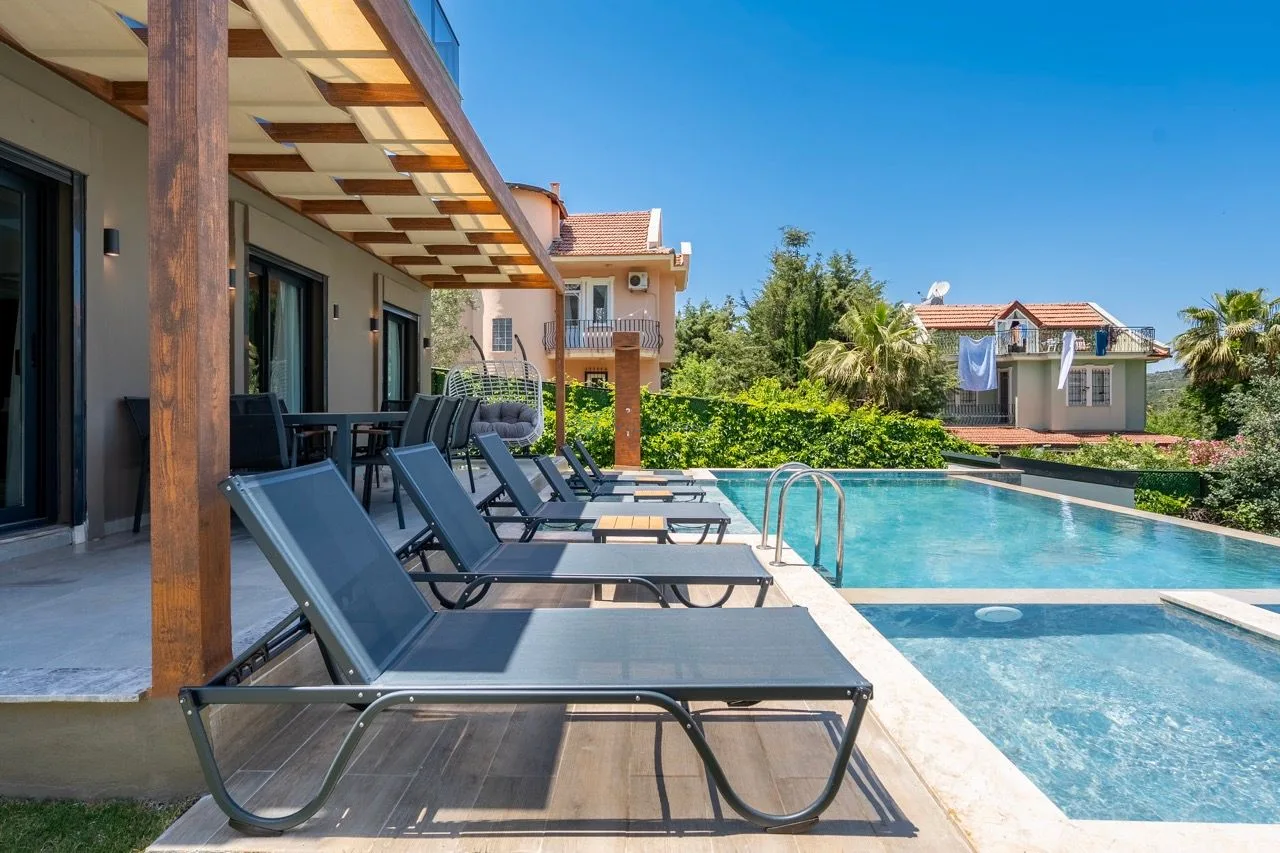 Villa Ay Luxe
