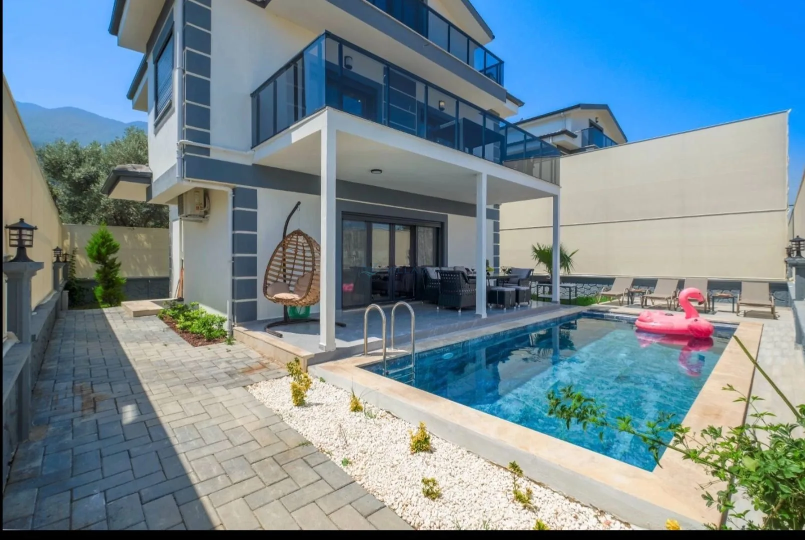 Villa Adenna