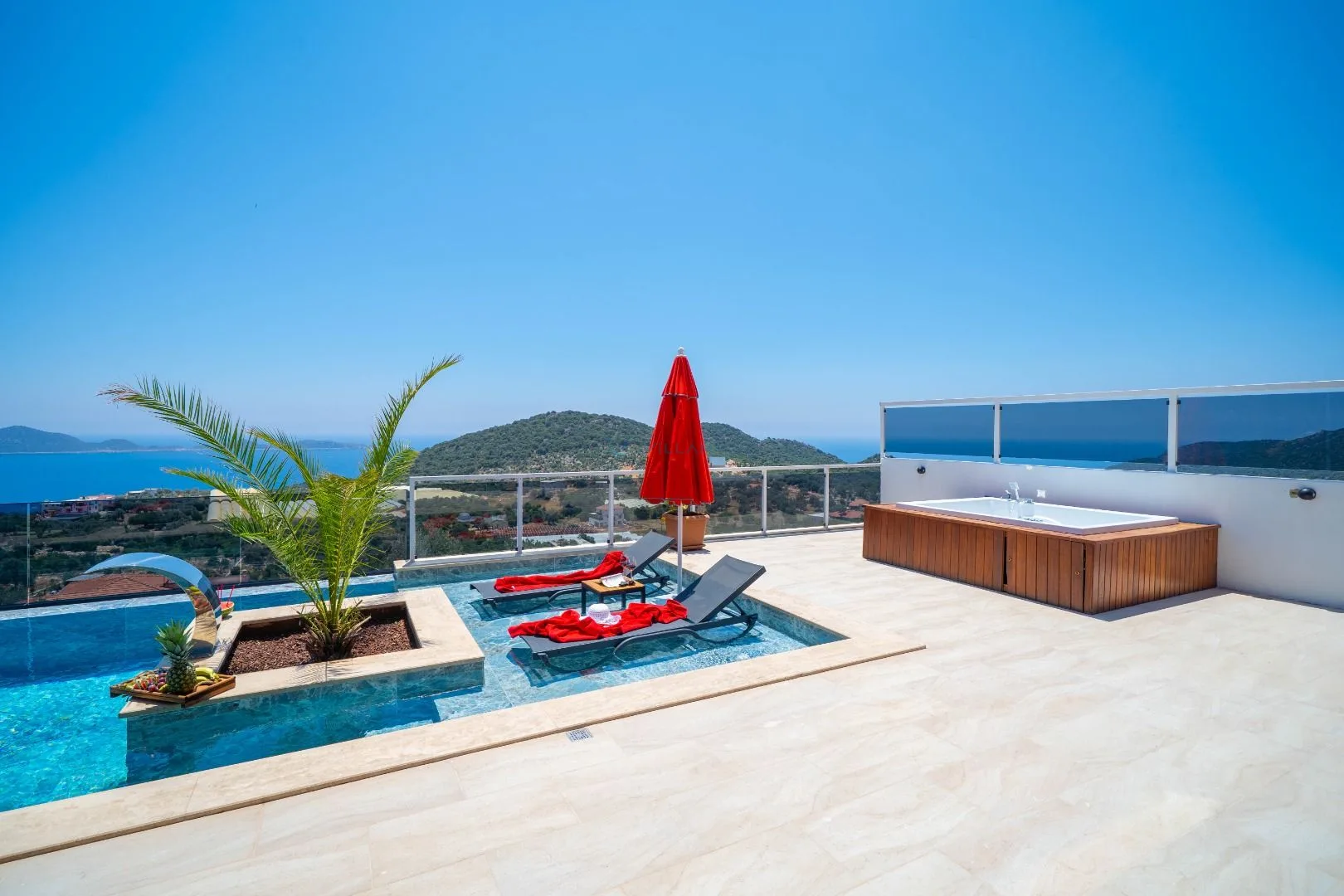 Villa Black Dark