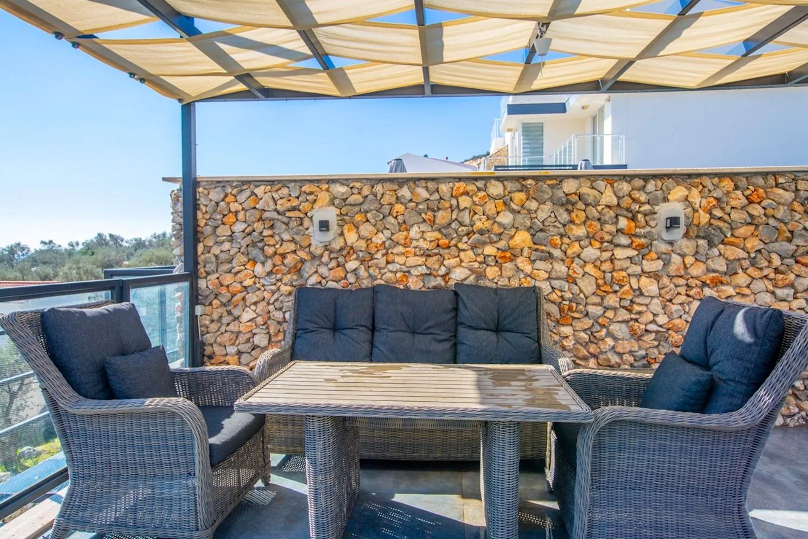 Villa Roannes 1