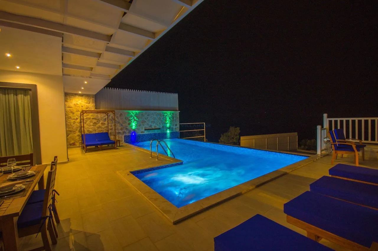 Villa Adelya